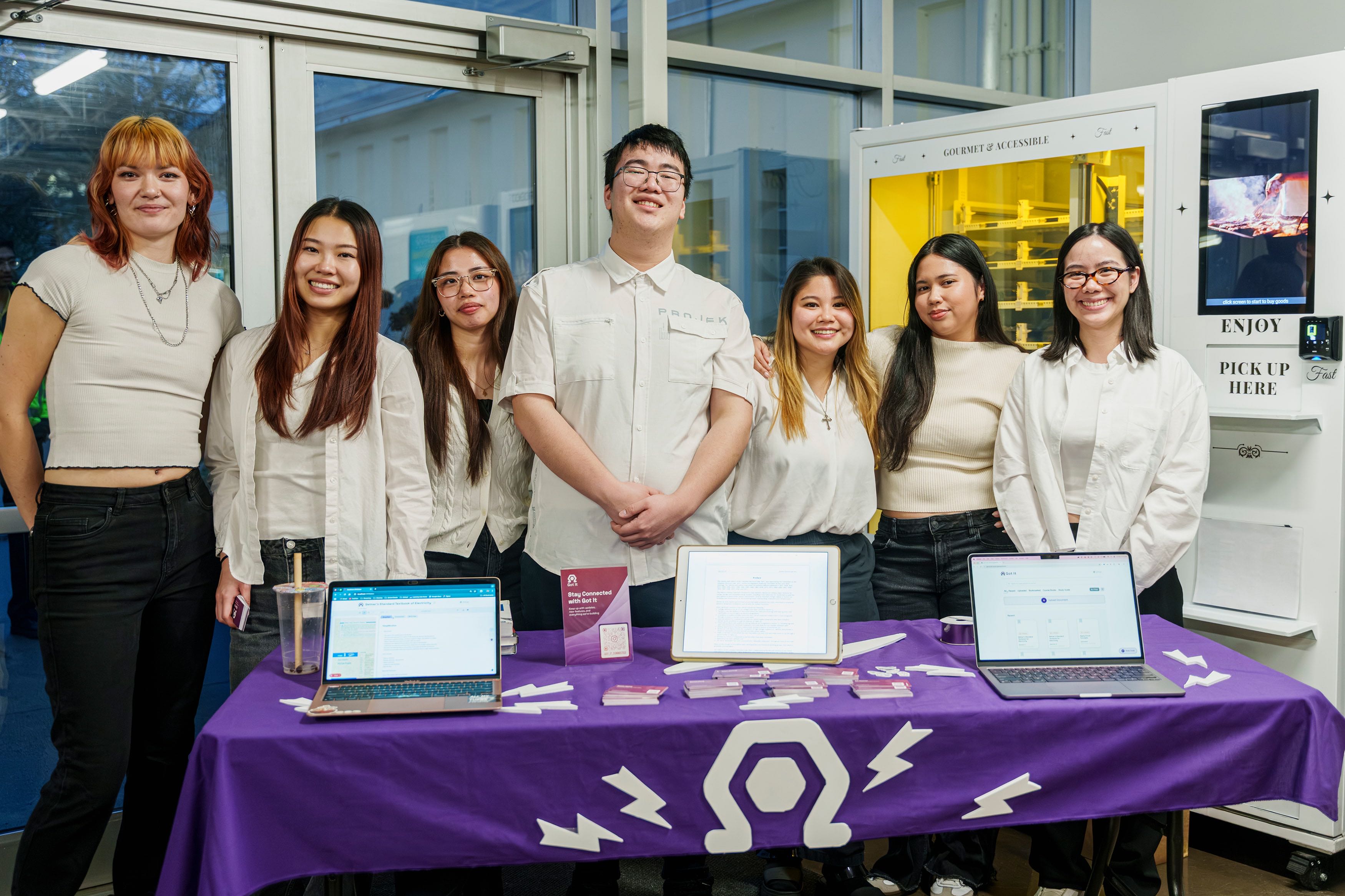 Got It presentation booth and audience